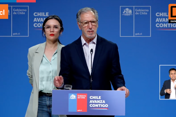 <p>Ahora en DF | Biministro García anuncia que empresas eléctricas deberán compensar cobros erróneos</p>