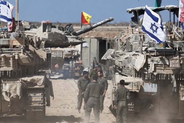 <p>Israel y Hamás intercambian acusaciones mientras nuevo derramamiento de sangre empaña esfuerzos de paz en Gaza</p>