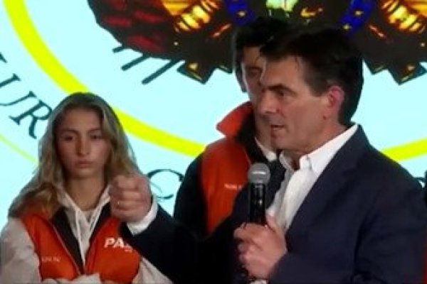 <p>Ahora en DF | Rodrigo Paz se impone en la segunda vuelta de Bolivia y será Presidente hasta 2030</p>
