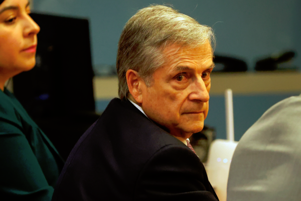 <p>Exgerente general de SQM opta por guardar silencio y espera veredicto final en la última causa por platas políticas</p>