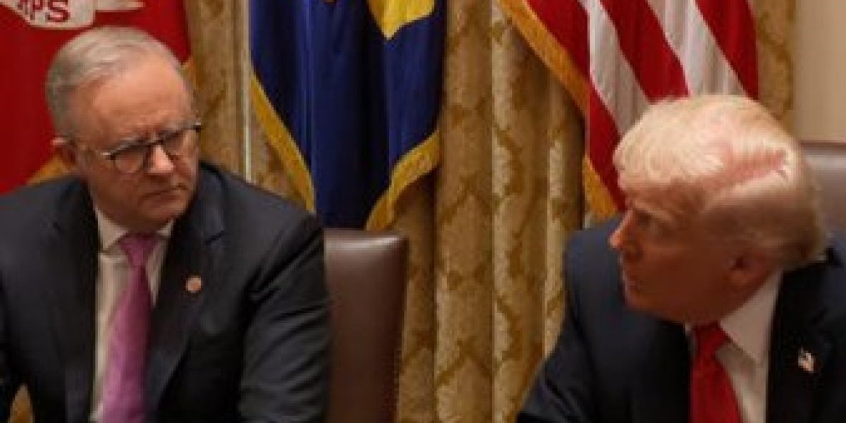 <p>Ahora en DF | Trump amenaza con "erradicar" a Hamás si no cumple el acuerdo de alto el fuego</p>