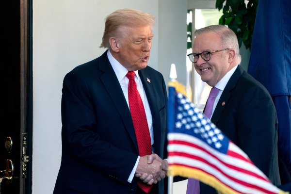 <p>Trump firma un acuerdo de minerales críticos con Australia por miles de millones de dólares</p>