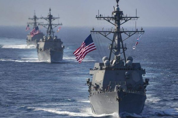 <p>El poderío militar que exhibe Estados Unidos frente a Venezuela para presionar a Maduro</p>