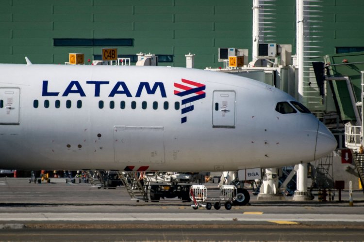 <p>Latam Airlines suspende ahora la ruta Lima-Orlando por cobro de tarifa de conexión internacional en el aeropuerto Jorge Chávez</p>