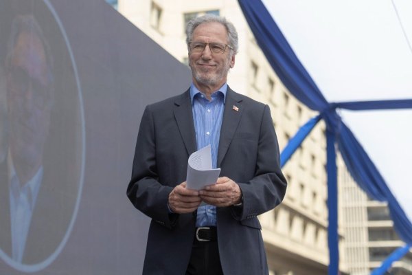 <p>Ministro García refuta a consultora que contradice cálculo de cuentas de la luz: "Las personas sí pagaron. La plata que se cobró en exceso está en las empresas"</p>