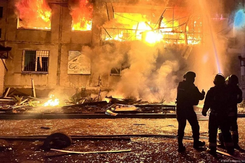 Rusia ataca a Ucrania mientras fracasan los últimos esfuerzos de paz de Trump