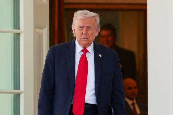 <p>EEUU está evaluando amplias restricciones a las exportaciones de software a China en nueva escalada de la guerra comercial</p>