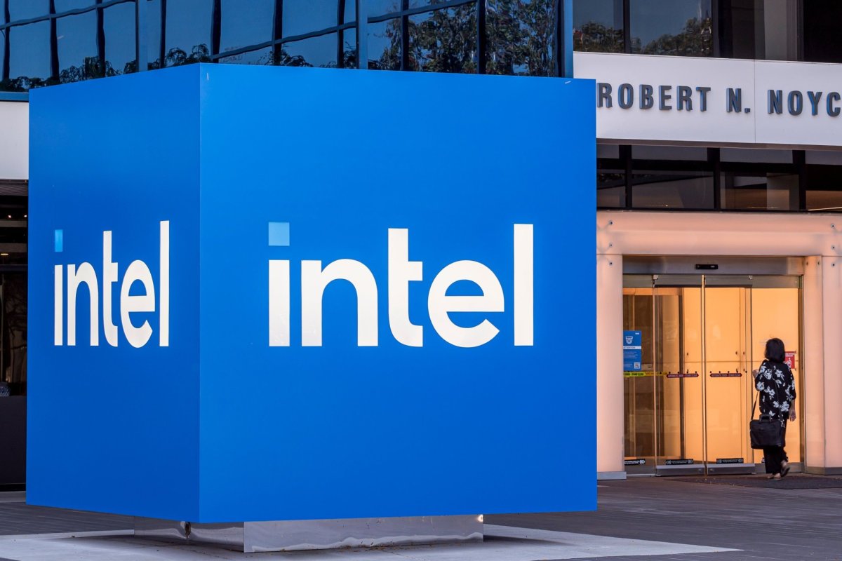<p>Intel vuelve a la rentabilidad y anuncia positiva proyección de ventas tras repunte en demanda de computadores</p>