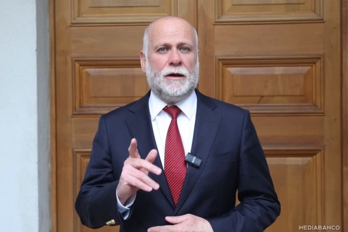 <p>Ahora en DF | Ministerio del Interior anuncia la llegada de 48 chilenos deportados desde EEUU</p>