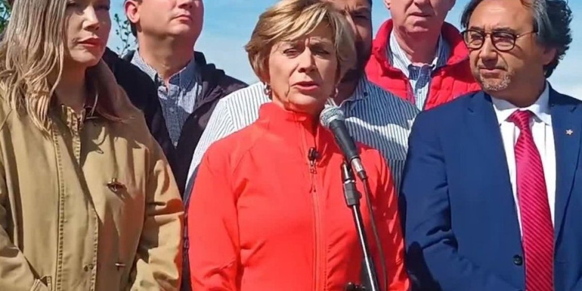 <p>Ahora en DF | Matthei valora apoyo de exconcertacionistas: “Yo creo que soy lejos la mejor opción para Chile”</p>