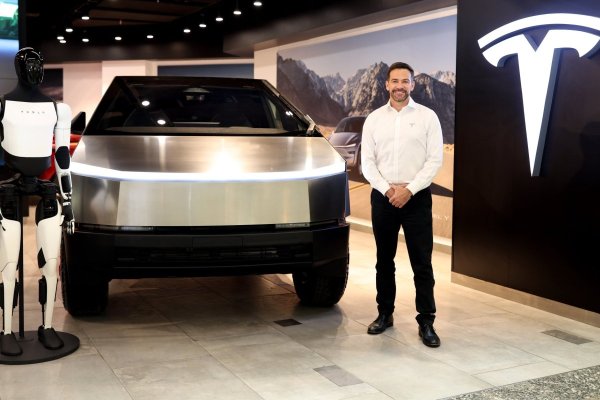 <p>Agustín Amoretti, CEO de Tesla Chile: "El Tesla que se vende en Chile hoy tiene el mejor precio del mundo"</p>