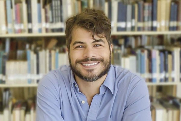 <p>Francisco Urdinez, académico UC y director ICLAC: “El conflicto entre EEUU y China dividirá a la región en dos grandes bloques”</p>