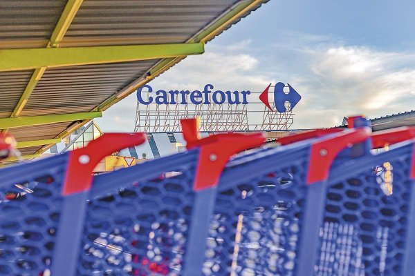 <p>Cencosud se baja del proceso de compra de Carrefour Argentina</p>
