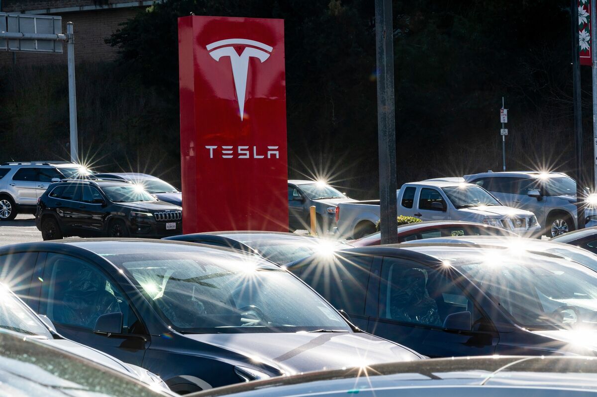 <p>El Tesla más económico del mundo se vende en Chile</p>