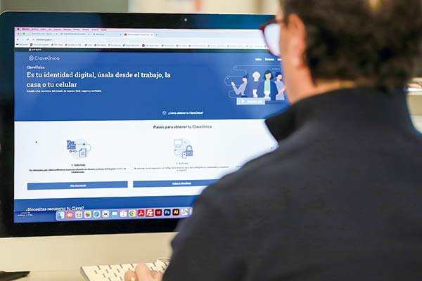 <p>Se refuerza la seguridad de la ClaveÚnica con nuevo factor de autenticación tras alertas por usos indebidos</p>