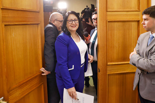 <p>El 27 de mayo, la contralora solicitó al Senado más atribuciones para cumplir mejor su rol. Foto: Aton</p>