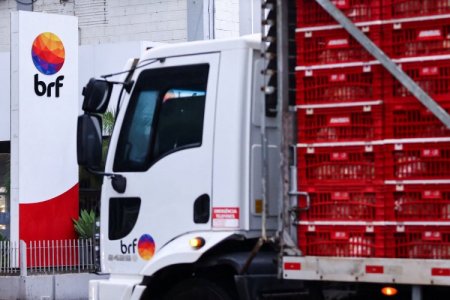 Brasileña MBRF firma acuerdo con empresa saudí para impulsar negocio conjunto y cotizar en Riad