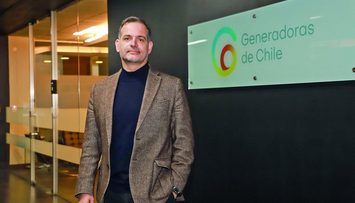 Generadoras de Chile contradice anuncio de ministro García por cuentas de la luz: "No ha habido ningún acuerdo"