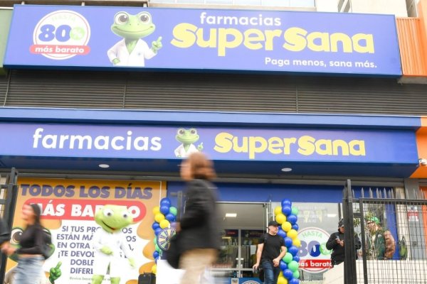 Femsa lanza su tercera cadena de farmacias en Chile, esta vez apostando por un formato "low cost"