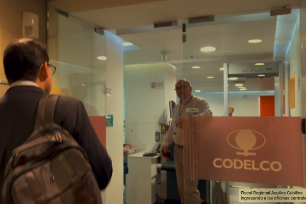 <p>Fiscalía allana oficinas de Codelco y Sernageomin por fatal accidente en mina El Teniente</p>