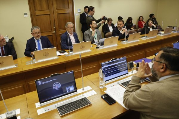 <p>Gobierno descarta involucrar al Sernac en compensación por errores en las cuentas de luz</p>