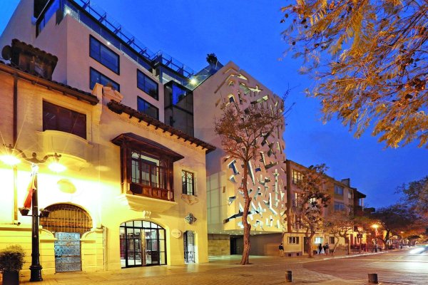 Hoteles Cumbres explora operar en la Isla de Pascua, la Patagonia y no descarta aterrizaje en Perú