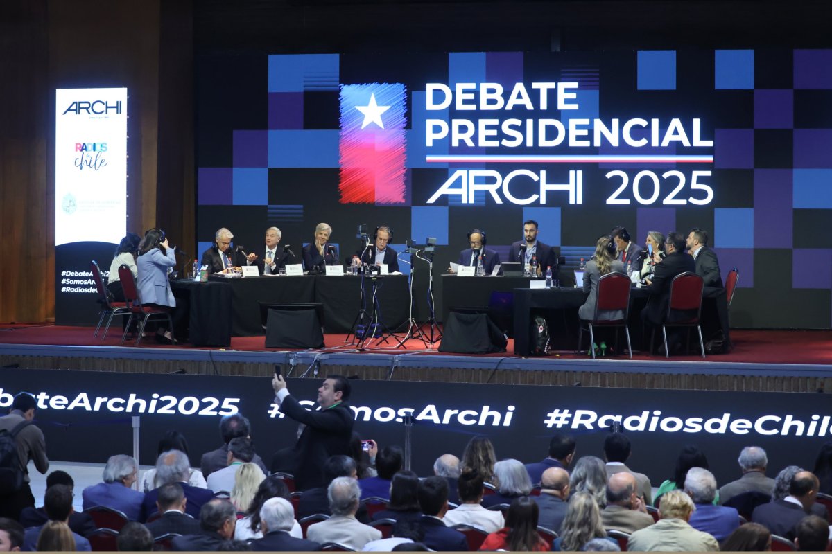 <p>Acuerdo Codelco-SQM, impuesto al patrimonio, Dominga y Brics: los temas económicos que marcaron el debate presidencial de la Archi</p>