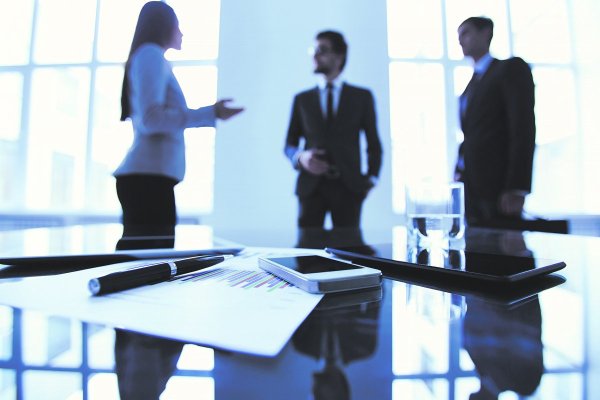 ¿Cuáles son los cargos que pagan mejores sueldos en Chile? Depende de la industria, el tamaño de la empresa y el área funcional