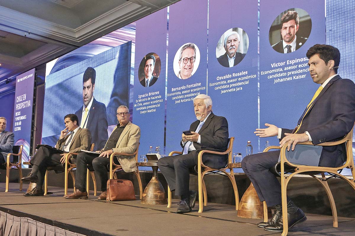 <p>Ignacio Briones, Bernardo Fontaine, Osvaldo Rosales y Víctor Espinoza. Foto: José Montenegro</p>