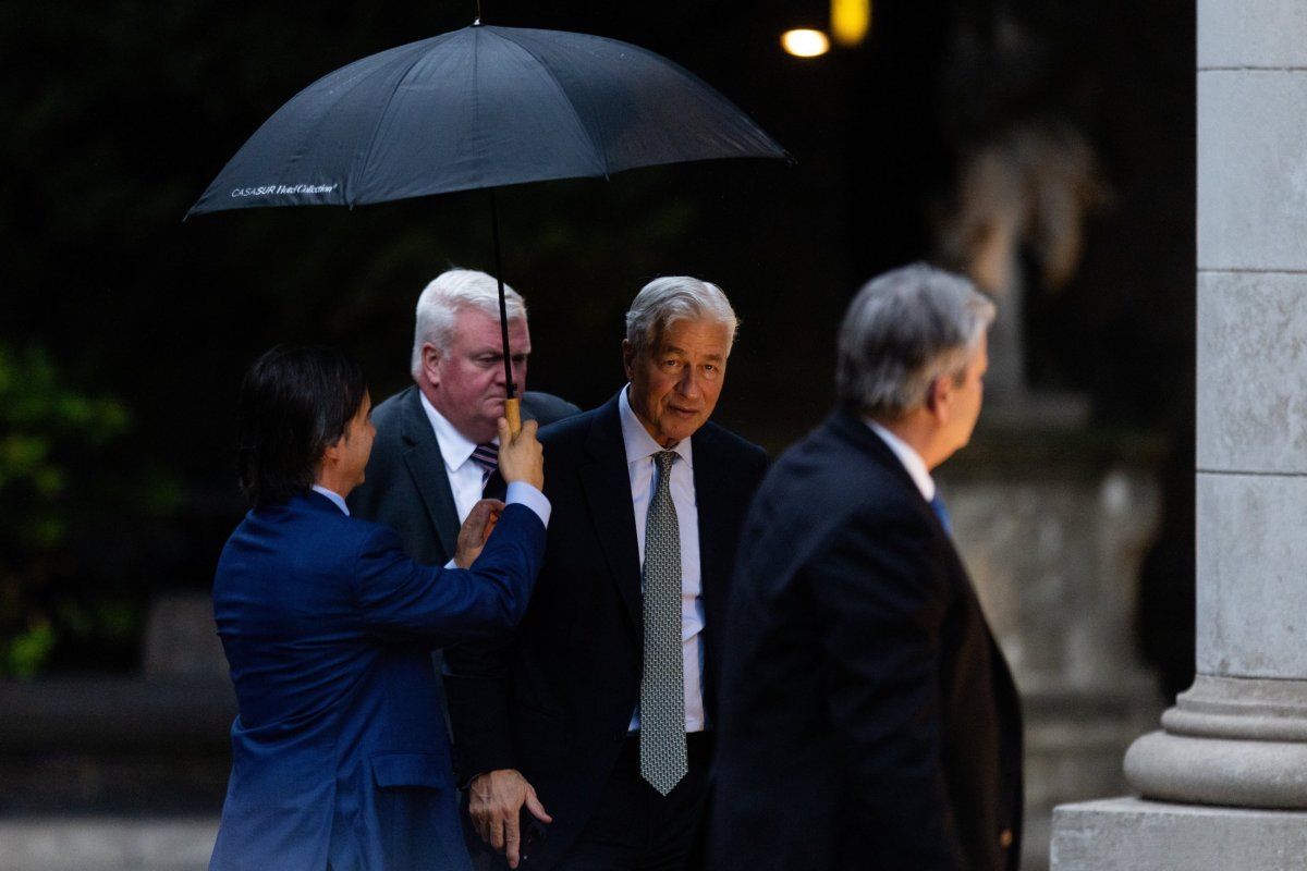 <p>El CEO de JPMorgan, Jamie Dimon, visitó Buenos Aires y se reunió con Milei antes de las elecciones de octubre. (Foto: Bloomberg)</p>