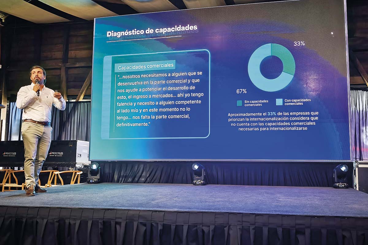 <p>Pablo Torrejón presentó el estudio este jueves en Puerto Varas.</p>