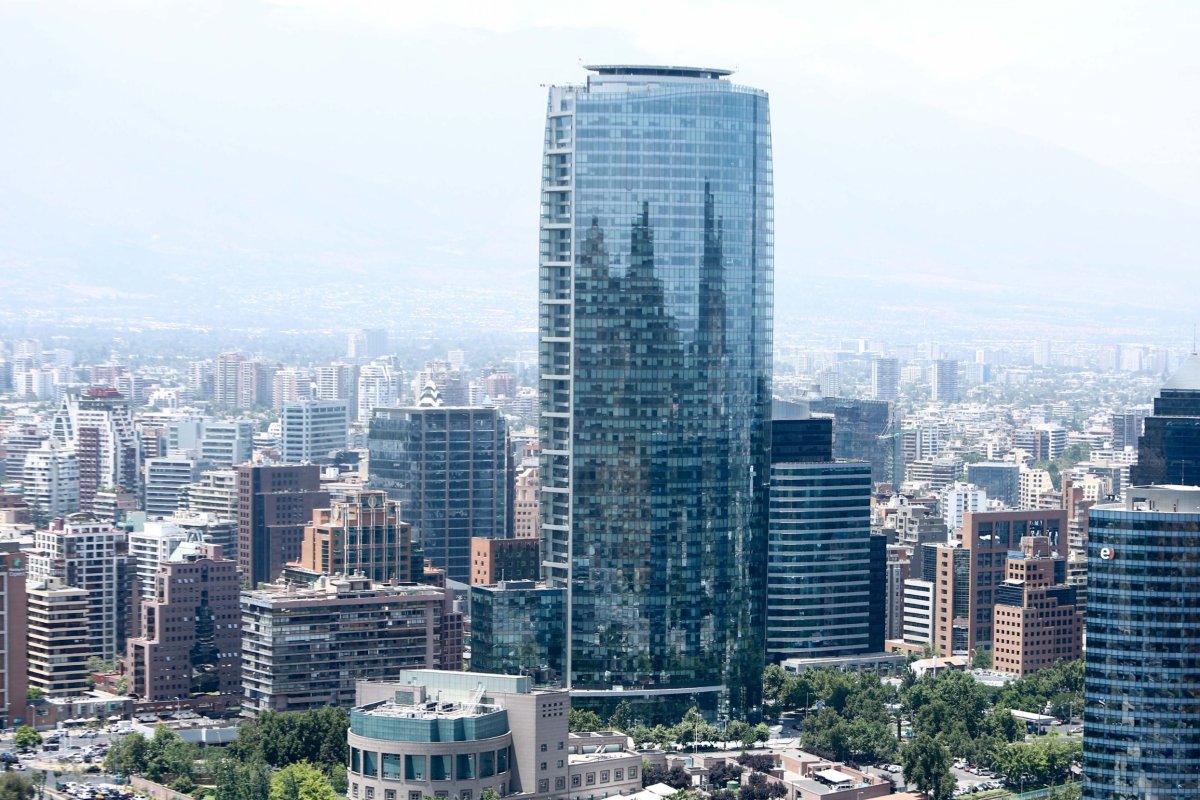 <p>Best Lawyers lanza guía 2026 para Chile: 16 estudios y 43 abogados alcanzan el máximo reconocimiento</p>