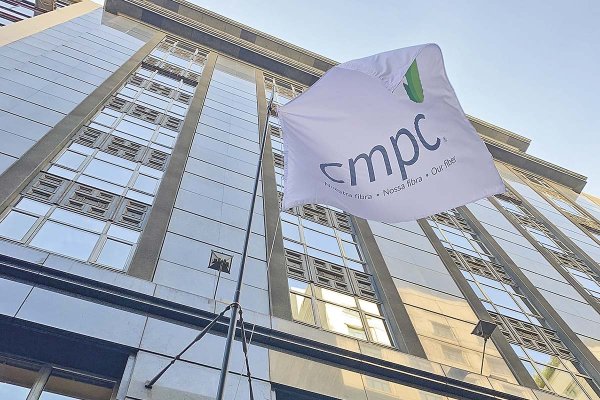 <p>Utilidades de CMPC se desploman 66% a septiembre por "condiciones complejas" en el mercado global de papel y celulosa</p>