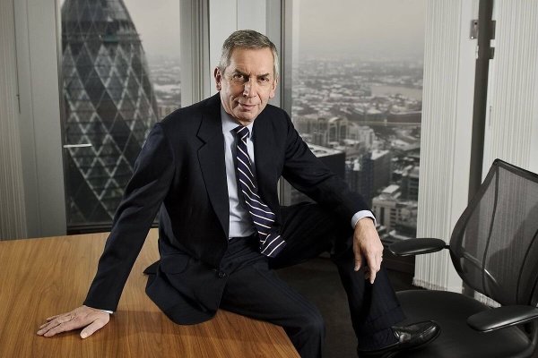 <p>Terry Smith, el Warren Buffett inglés: "Puede haber una burbuja en bolsa más extrema que la del año 2000"</p>