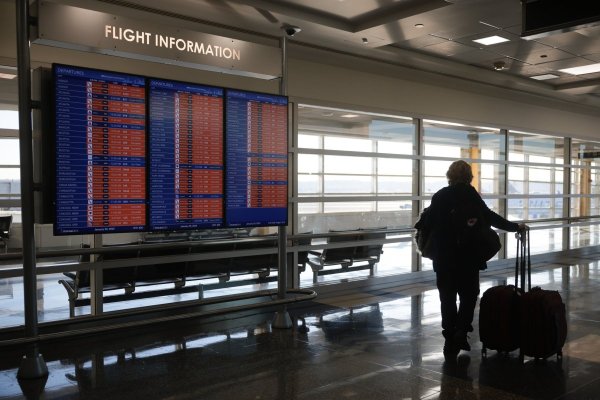 <p>Aerolíneas de EEUU recortan vuelos en medio del cierre de Gobierno más largo de la historia</p>
