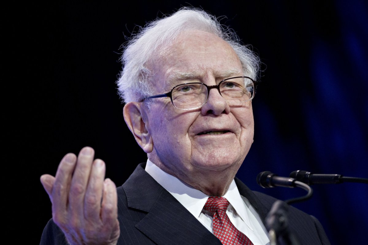 <p>Oráculo de Omaha “guardará silencio”: Warren Buffett no publicará sus cartas anuales y acelerará las donaciones</p>