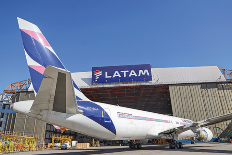 <p>Latam cancela vuelos de manera preventiva ante negociación con su sindicato de pilotos y el riesgo de una huelga</p>