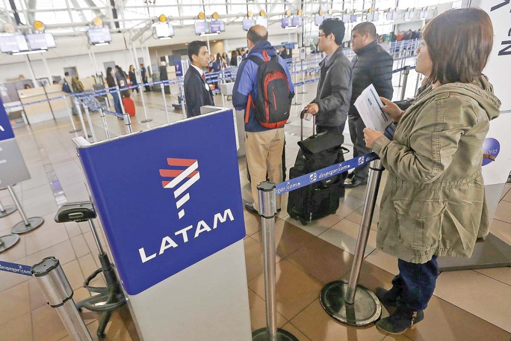 Huelga de pilotos de Latam: paralización y diálogo en un escenario de alta tensión
