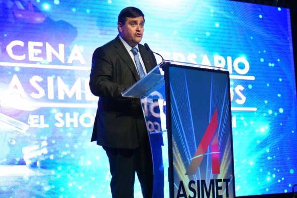 <p>Industria metalúrgica y metalmecánica pausa decisiones de inversión a la espera de las presidenciales</p>