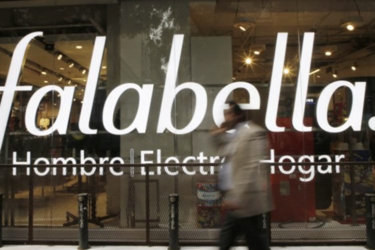 <p>Falabella advierte impacto en ventas de 2025 por menor afluencia de argentinos y jornada electoral</p>