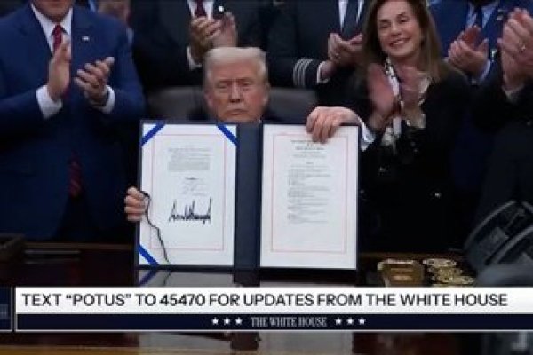 <p>Ahora en DF | Trump firma la ley para reabrir el Gobierno federal tras más de seis semanas cerrado</p>