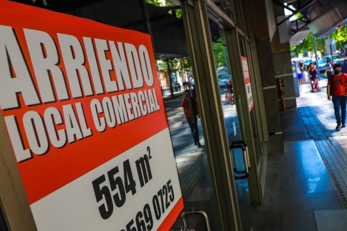 <p>Se dispara interés por activos inmobiliarios con renta: expertos dicen que el mercado se ha ido recuperando tras la crisis social</p>
