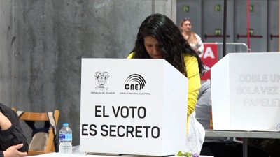 <p>Ahora en DF SUD | Los ecuatorianos rechazan las cuatro propuestas de Noboa</p>