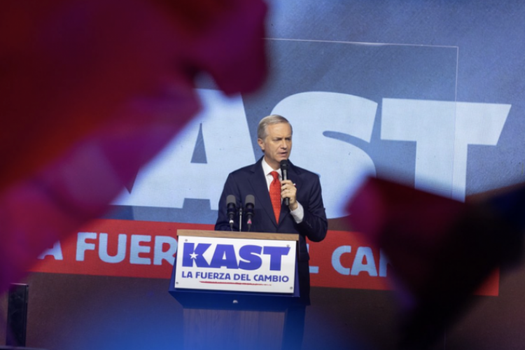 <p>José Antonio Kast, candidato republicano a la presidencia de Chile, recibe llamado del libertario Javier Milei</p>