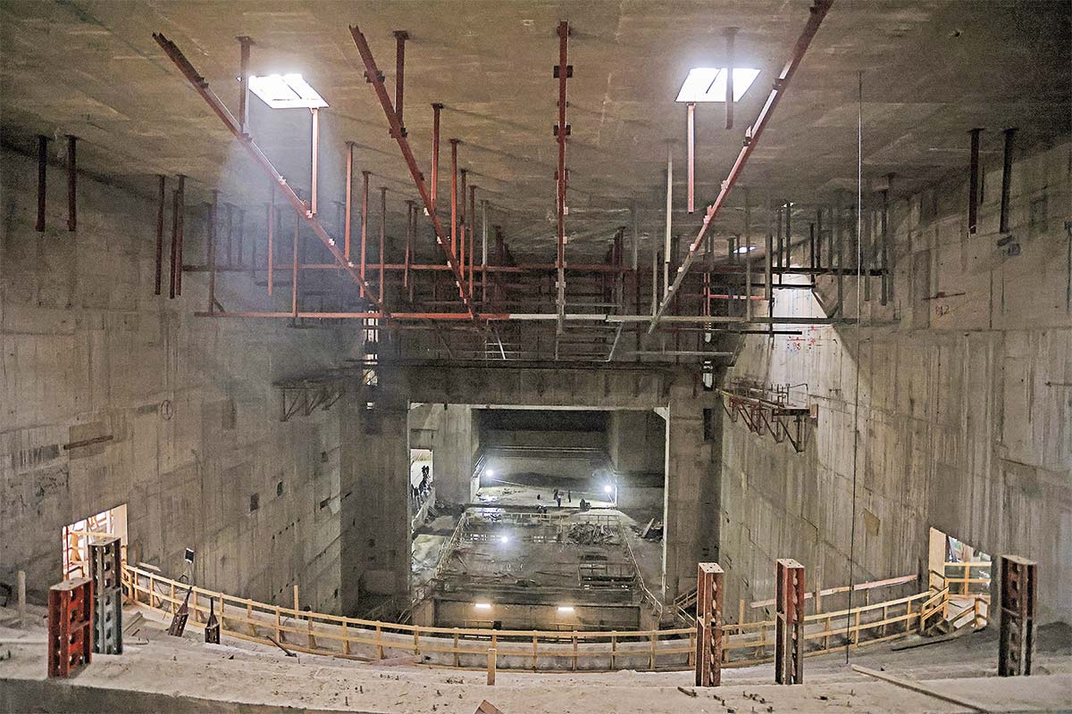 <p>Contraloría alerta que habrían 812 obras públicas con término anticipado de contrato que superan los US$ 1.000 millones en inversión</p>