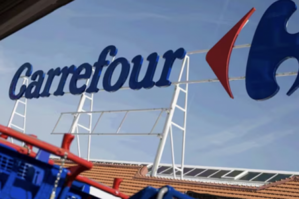 Avanza la venta de Carrefour en Argentina: empresa de retail habría presentado una oferta "sujeta a correcciones"