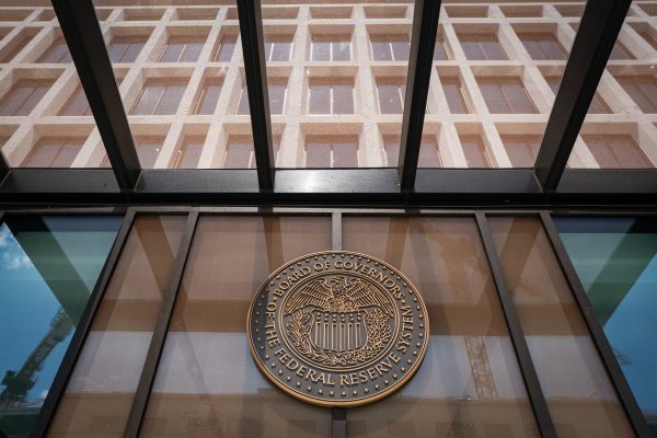 <p>Minutas de la Fed revelan que "muchos funcionarios" se oponen al recorte de tasas en diciembre</p>