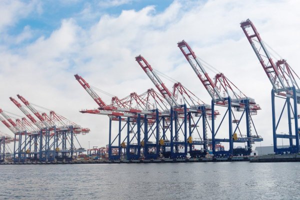 <p>Un puerto para el Maule: histórico anhelo regional revive con un nuevo proyecto por US$ 532 millones en Constitución</p>