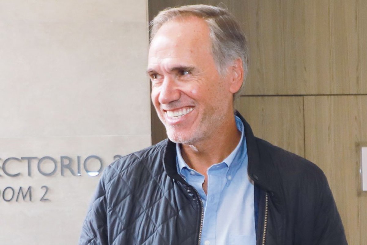 <p>El presidente de Falabella, Enrique Ostalé, ingresó al registro en septiembre de este año, según el listado del regulador. Foto: Julio Castro</p>