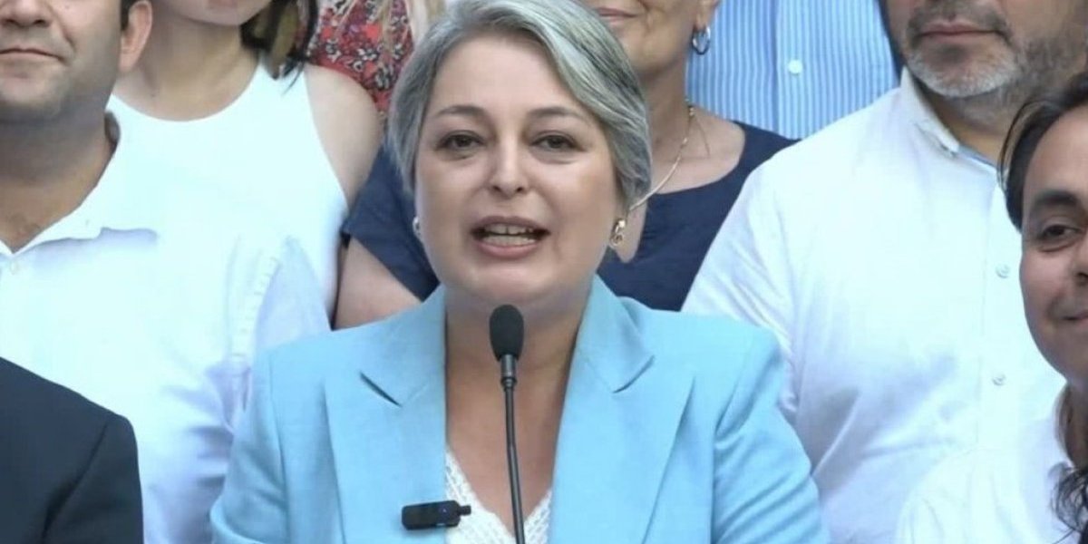 <p>Ahora en DF | Jara arremete contra Kast tras no presentarse a primer debate de cara a segunda vuelta: "Me preocupa su silencio"</p>